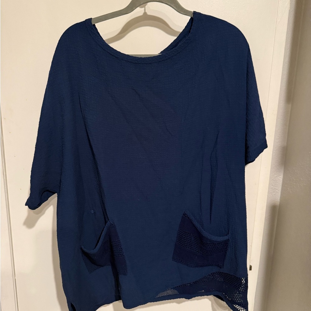 Relaxed Navy Pocket Tunic Top